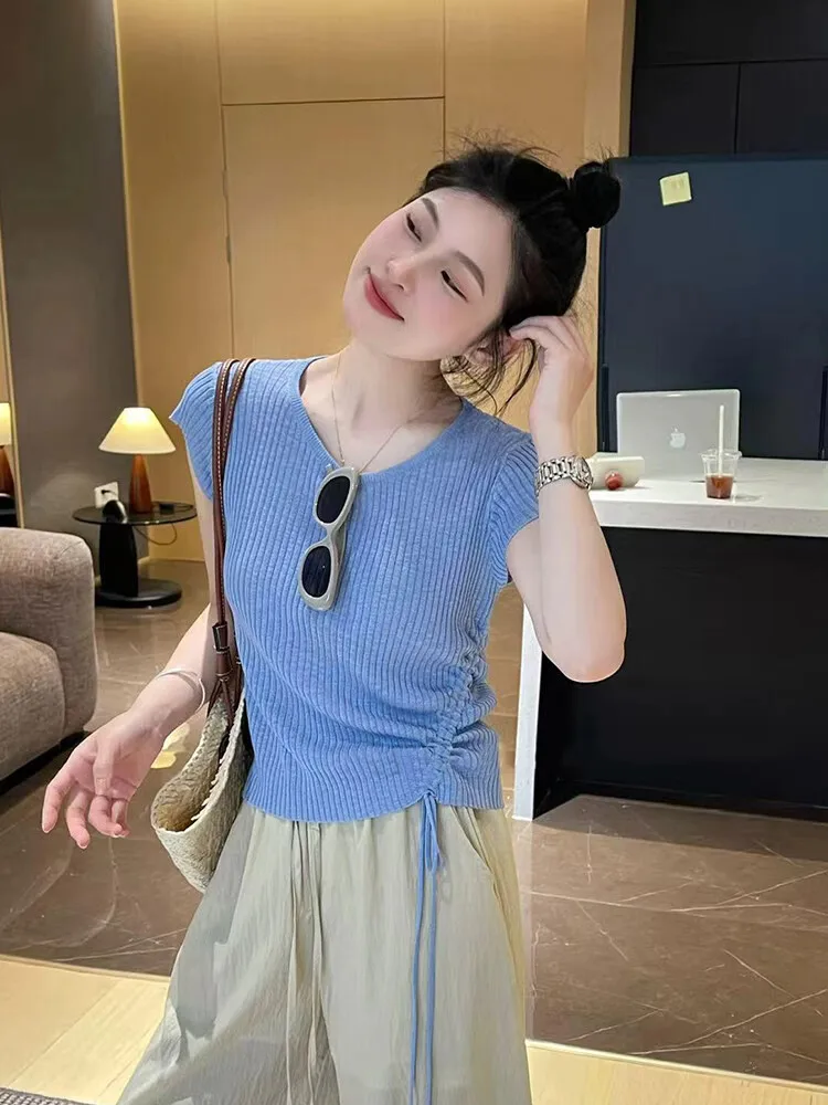

Short-Sleeve Women'S Top for Summer, Korean Style, Loose Fit, Cropped with Drawstring.