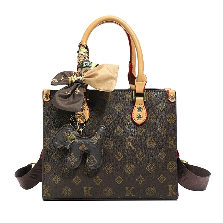 Minimalist Vintage Fashionable Letter Logo Diaper Bags For Ladies Elegant Shoulder Bag Large Capacity Tote Bag
