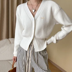 2023 Women Elegant Round Neck Cardigan Knitted Sweater Beige Cardigan Tops Cardigan Solid Color Casual Sweater Top