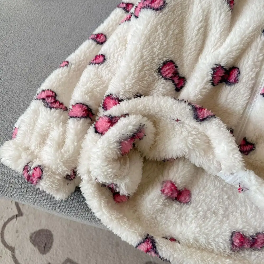 حار سانريو مرحبا كيتي الفتيات المخملية الدافئة منامة مجموعة أنيقة سيدة الترفيه الحلو سستة Homewear قطعتين مجموعة المرجان الصوف