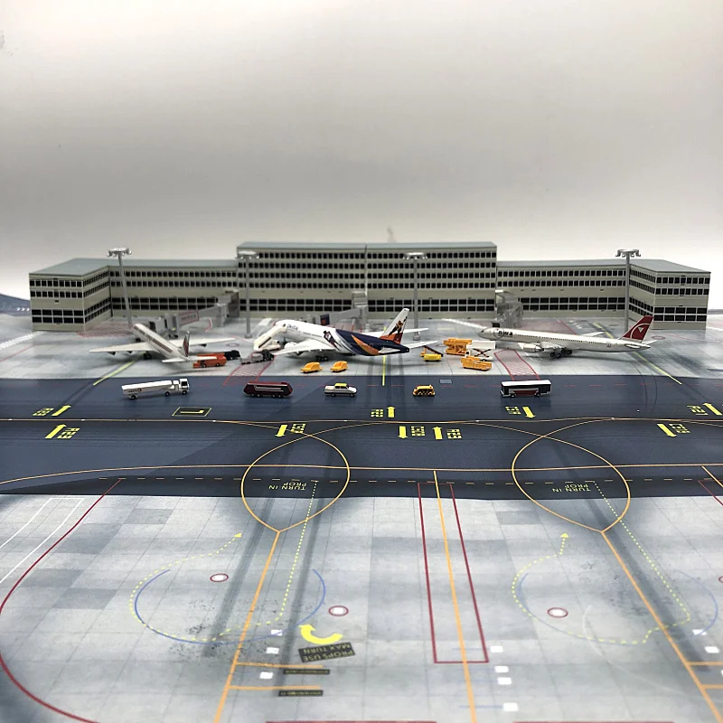 New 1/400 Airport Ground Service Vehicle Terminal Apron Control Tower Street Lamp Simulation Model Accessories Toys For Children