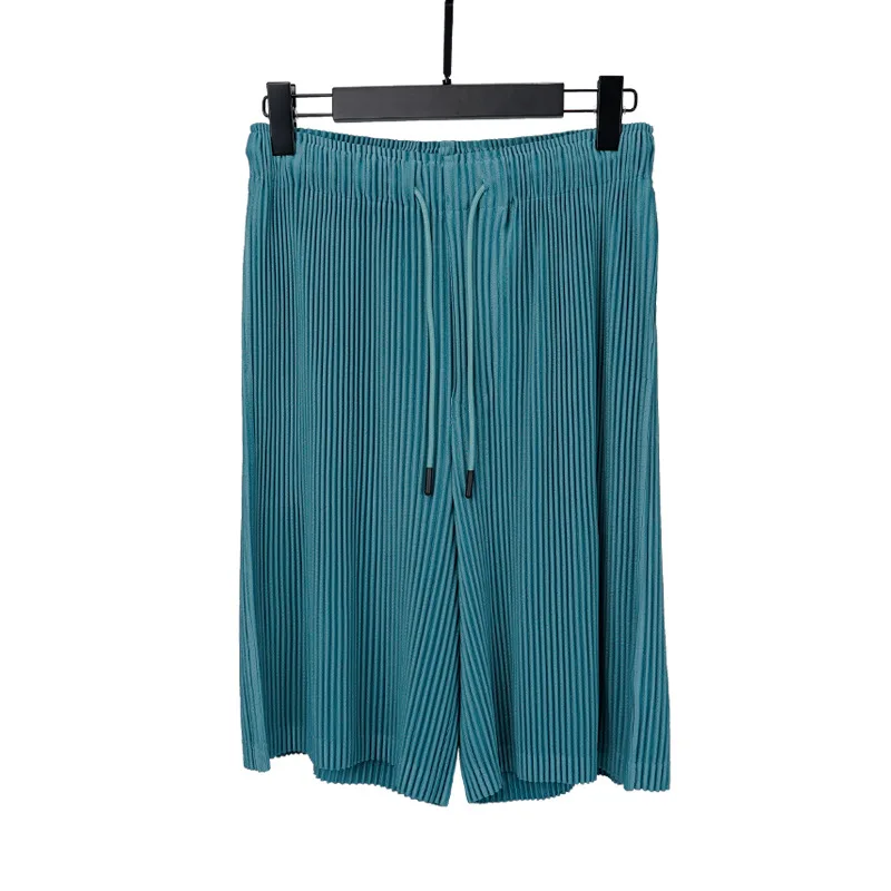 Miyake Pleats Summer New Men's Shorts 2025 Fashion Trend Wear Folded Pants Premium Pleated Loose Large Size Casual Pants