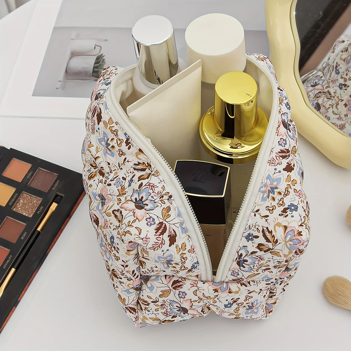 Borsa per il trucco trapuntata borsa per cosmetici floreale borsa per il trucco con Coquette gonfia estetica grande borsa da toilette da viaggio