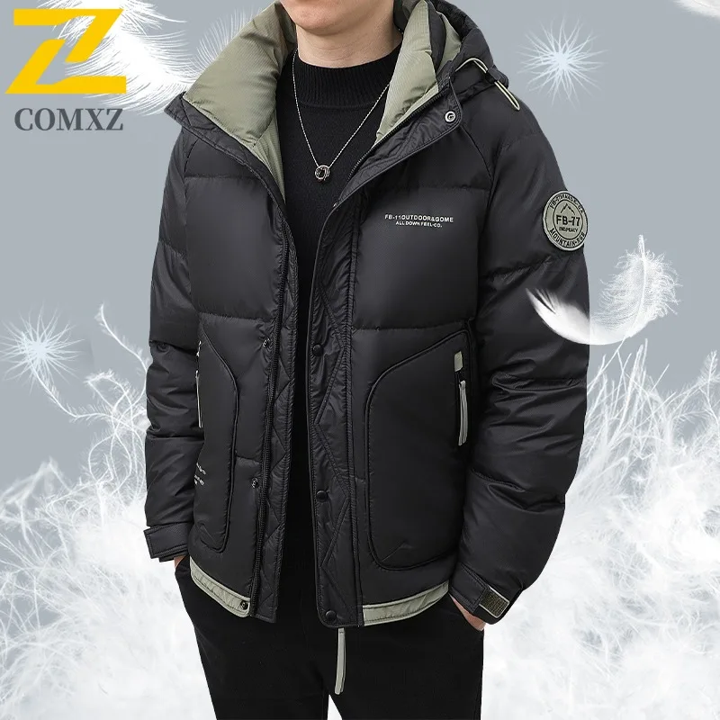 

COMXZ мужской пуховик 2025 модный воротник с капюшоном для поездок на работу офисный легкий пуховик модное деловое теплое зимнее пальто для отдыха