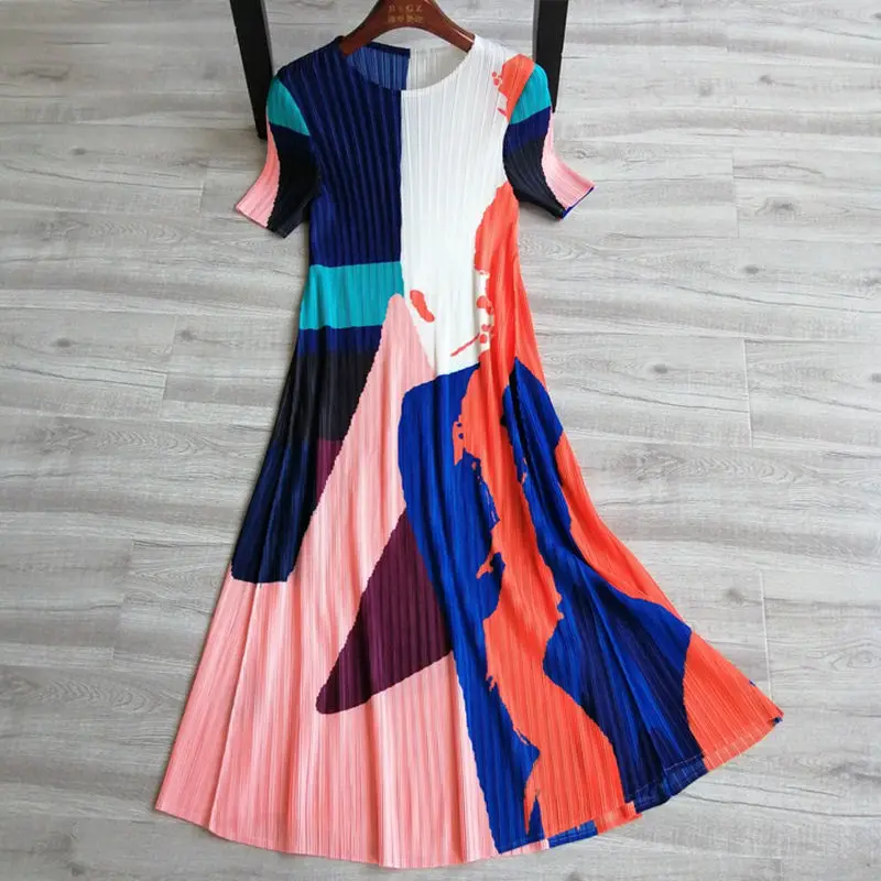 High end short sleeved dress 2023 summer new contrasting color fashionable  pleated A-line  maxi dresses for women