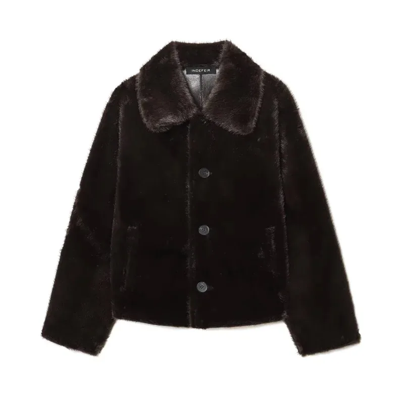 เสื้อแจ็คเก็ตผู้หญิง คอลเลคชั่นฤดูใบไม้ร่วง/ฤดูหนาว 2025 สีน้ำตาลเข้ม แขนยาว หนังเทียม แบบกลับด้านได้ ทันสมัยและมีเอกลักษณ์