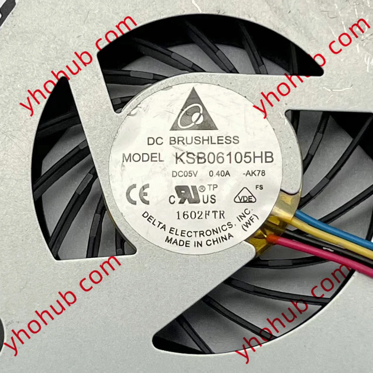 Delta Electronics KSB06105HB AK78 Serverlüfter DC 5 V 0,40 A 4-Draht