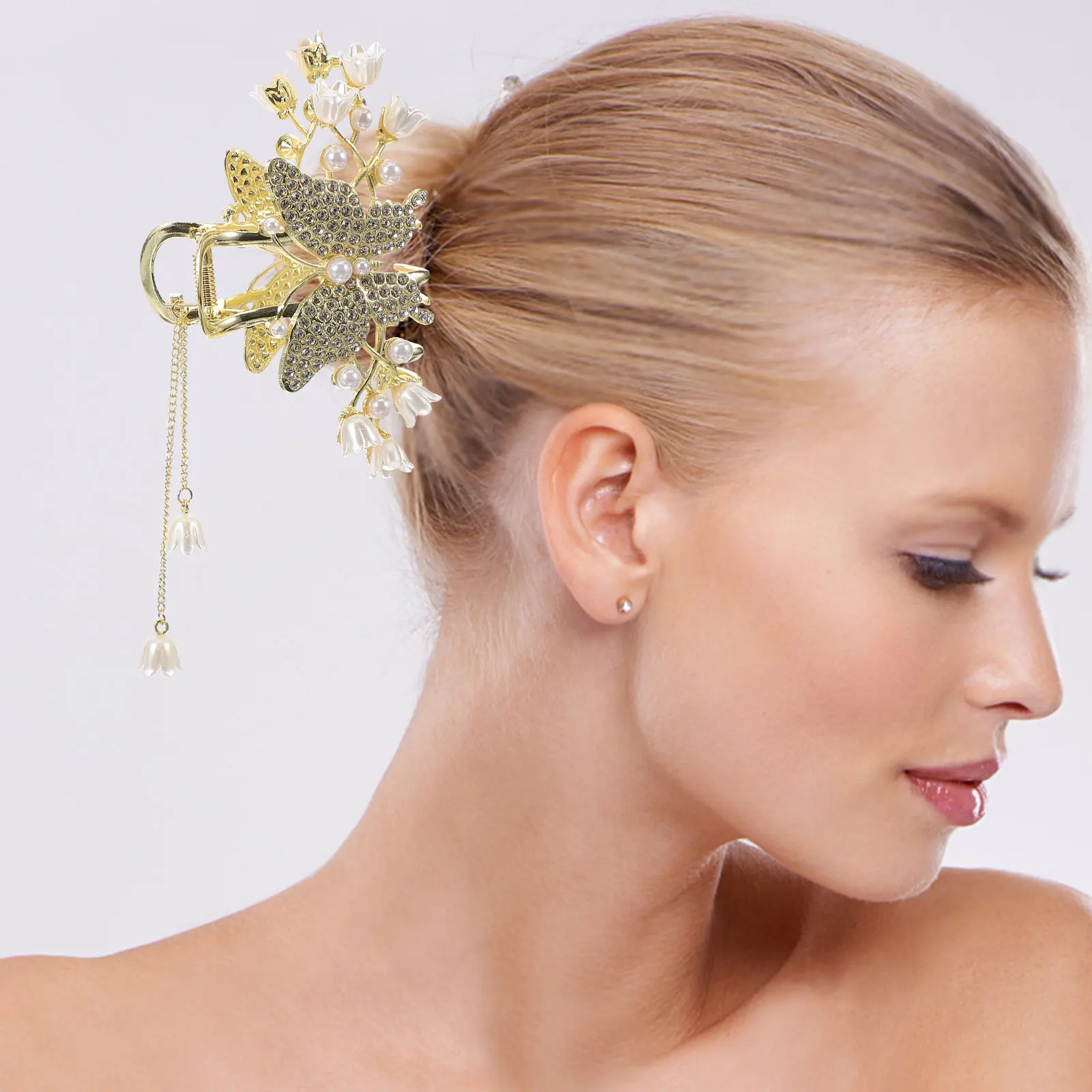 

Metal Hair Clips Pearl Tassel Claw for Women Lily of Valley Flower Accessories Thick Hair Barrettes Stylish Elegant