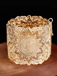 Luxury Wide Golden Color Open Bracelet Head Sculpted Hollowed-Out Bangle Women's Wedding Jewelry Decorative Hand Jewelry