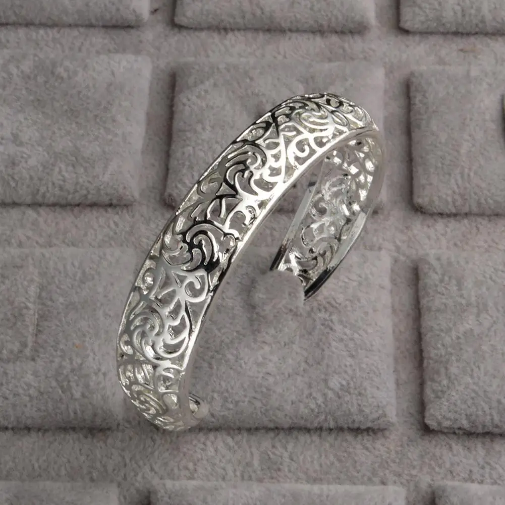 1Pc Cuff Bracelet Opening Exquisite Craftsmanship 925 Silver Bracelet Hollow Silver Color Carved Pattern Retro Bangle for Party