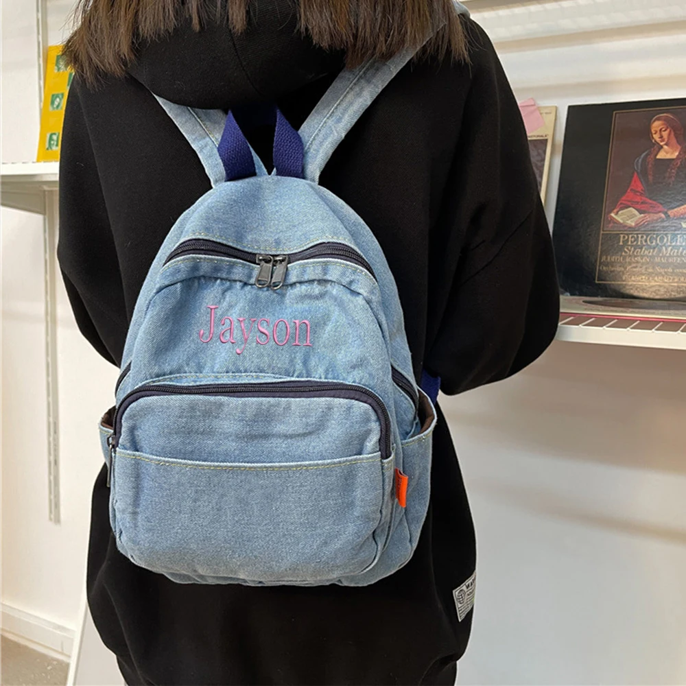 Mochila vaquera para mujer con nombre, nueva mochila para exteriores para niñas, bolso pequeño vaquero bordado personalizado con cualquier nombre, mochilas de regalo simples