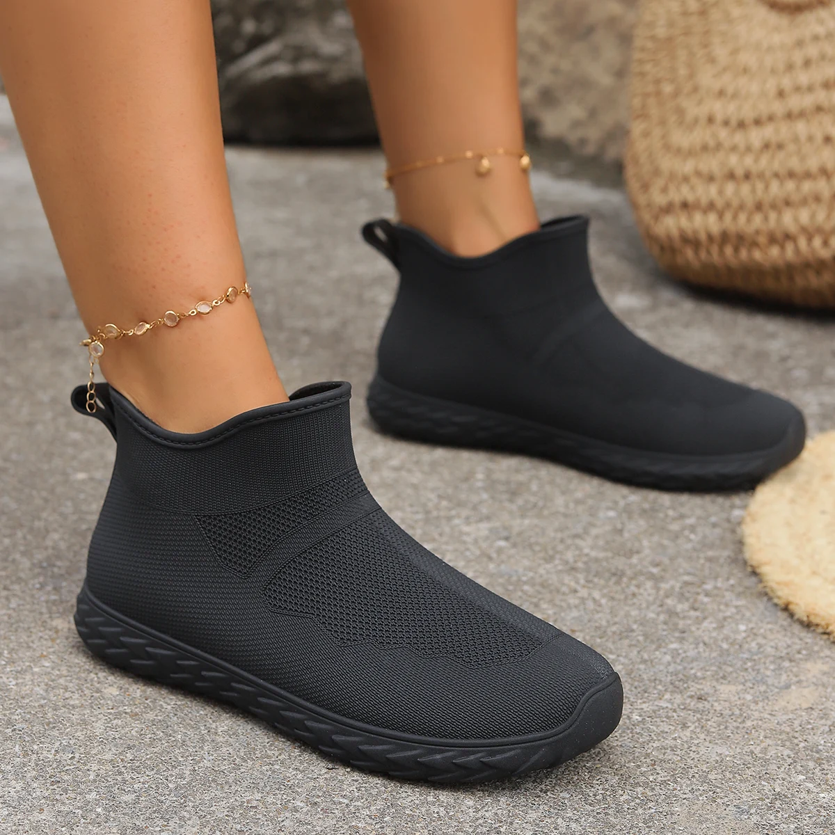 Women's Four Seasons Solid Color PVC Water Shoes Fashion Casual Flat Low Rain Boots Daily Outside To Wear Rain Shoes