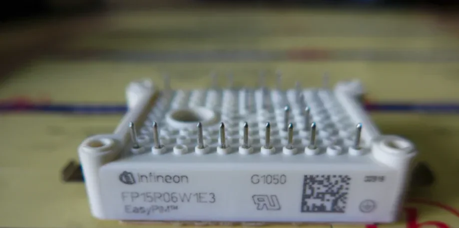 

FP15R06W1E3 new and original