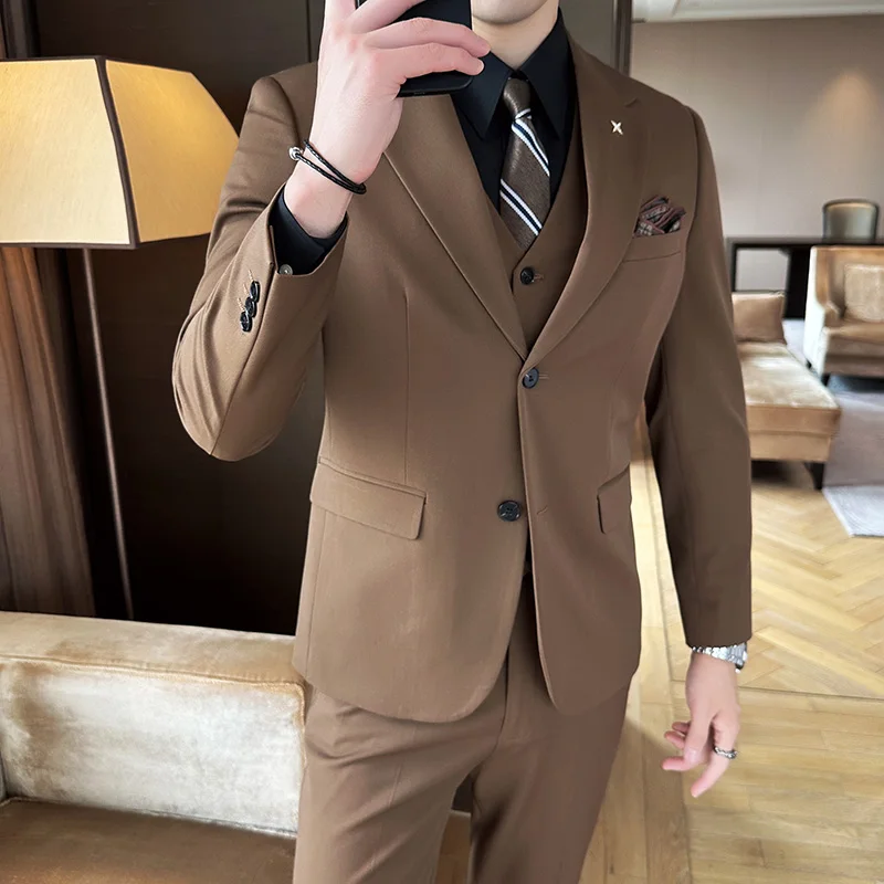 Variant: Brown 2 buttons