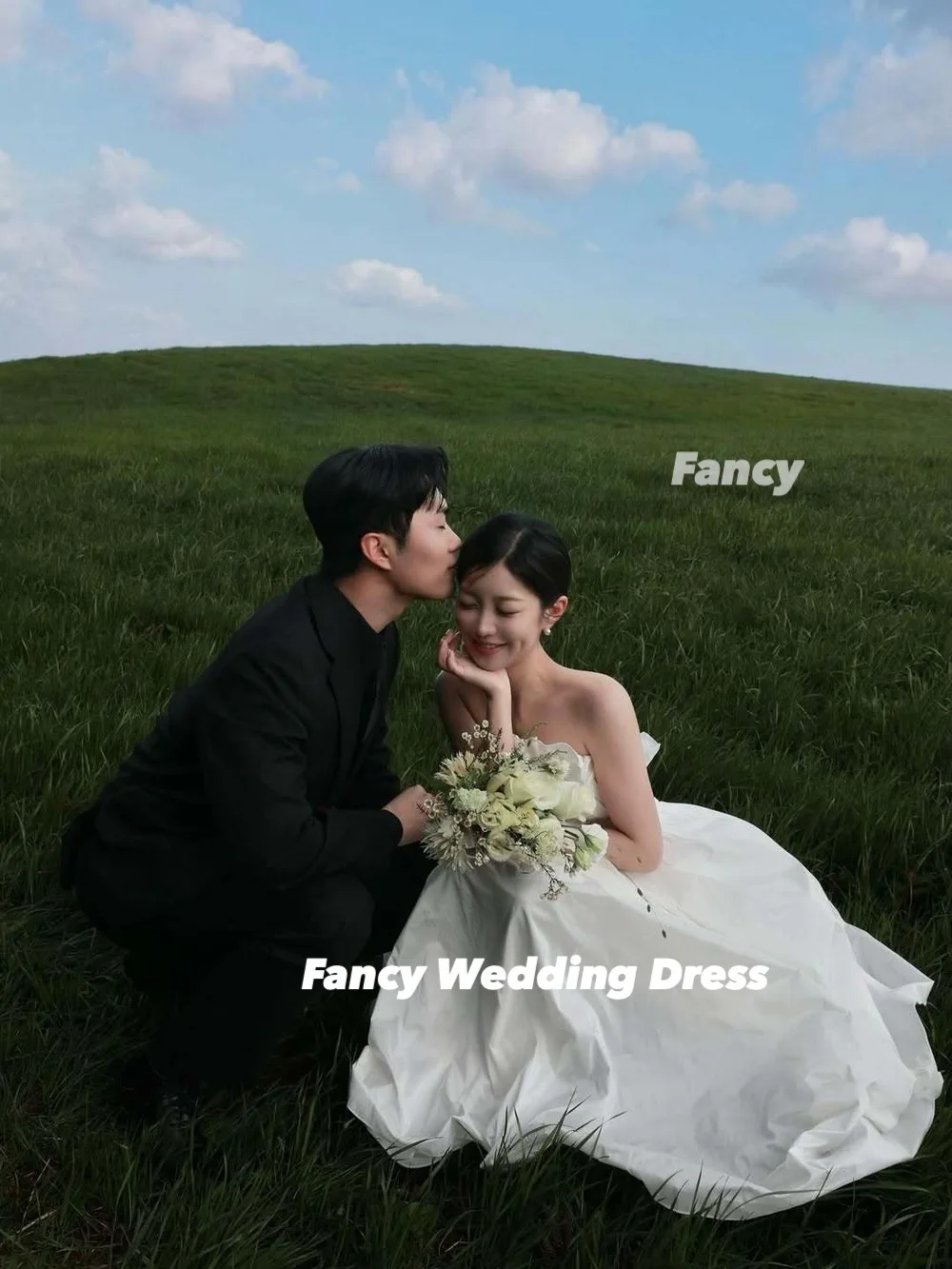 멋진 고품질 태피터 웨딩 드레스 주름 라인 댄스 파티 드레스 민소매 등이없는 맞춤형