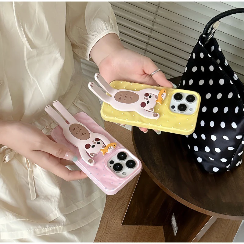 Wrinkle Polka Dot Long Leg Cat Holder Phone Case Bracket For Iphone 16 Pro Max 15 14 13 Phone Case Scratch Resistant Iphone Case