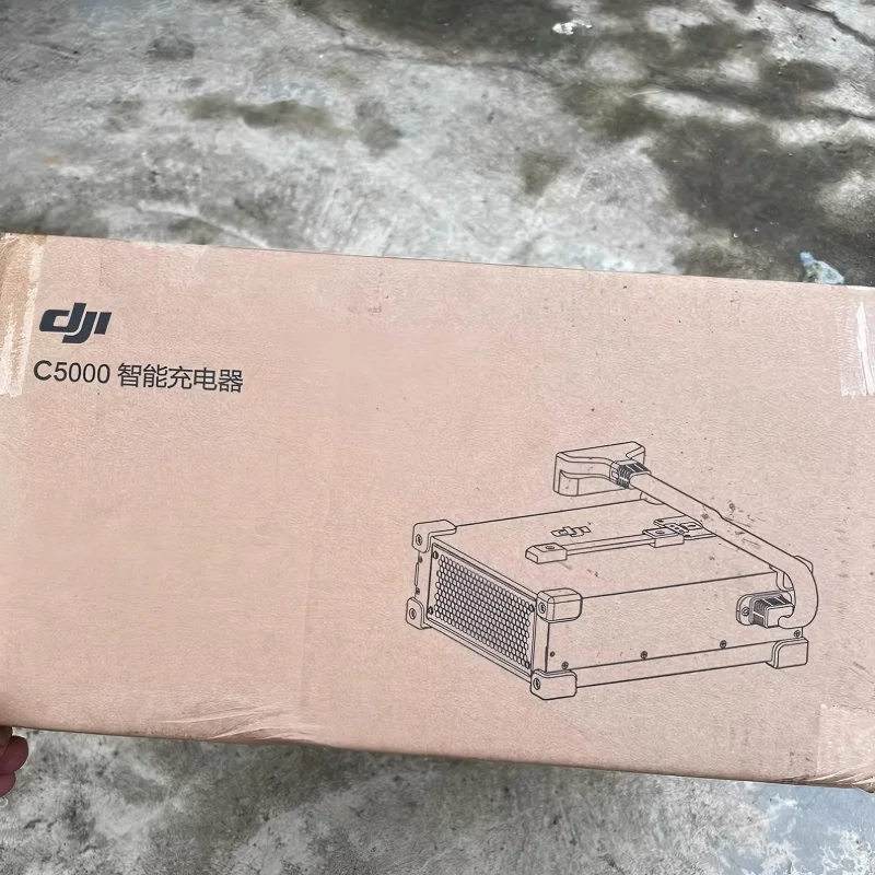 

Зарядное устройство C5000 (новое) для аккумулятора DJI DB800 и аксессуаров для БПЛА Agras T40/T50/T25/T20P/T25P для защиты растений