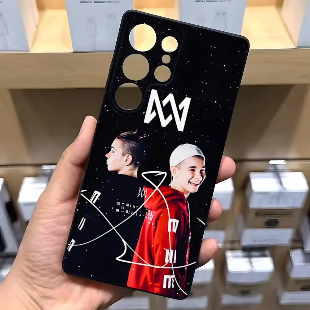 Casing Ponsel M-Marcus dan M-Martinus untuk Samsung A16 A26 A36 A56 A15 A25 A35 A55 A14 A34 A24 A54 A12 A23 A53 Cangkang Lunak Hitam