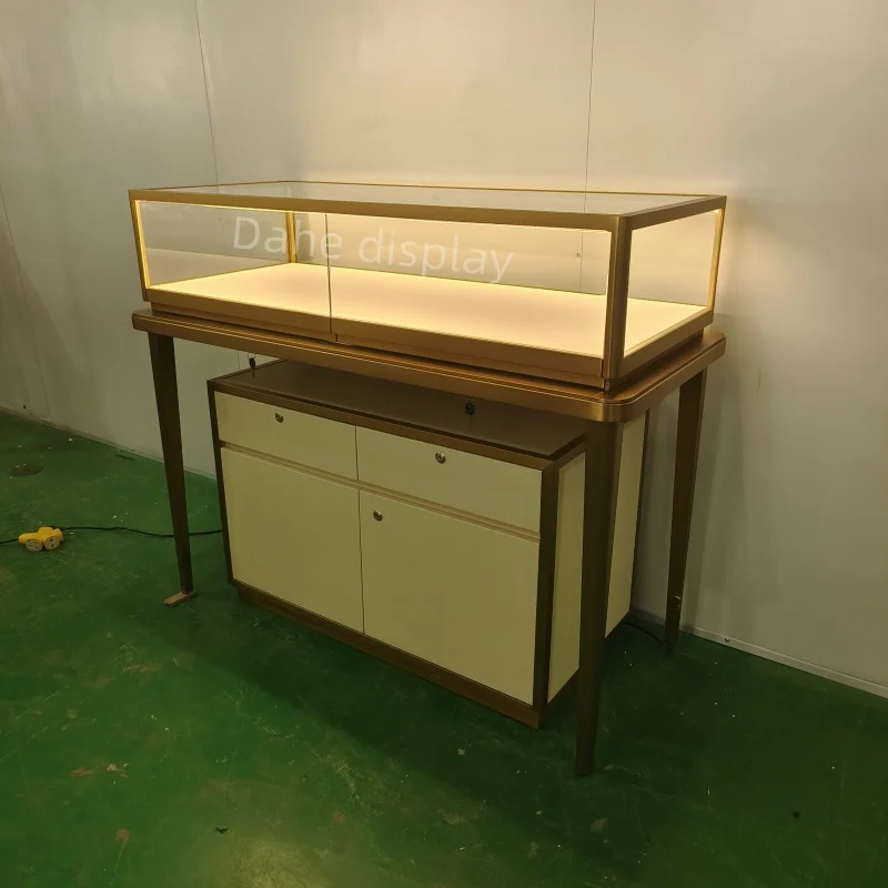 Custom.Luxury Jewelry Shop التصميم الداخلي الفولاذ المقاوم للصدأ الزجاج عرض خزانة المجوهرات عرض المجوهرات المخصصة