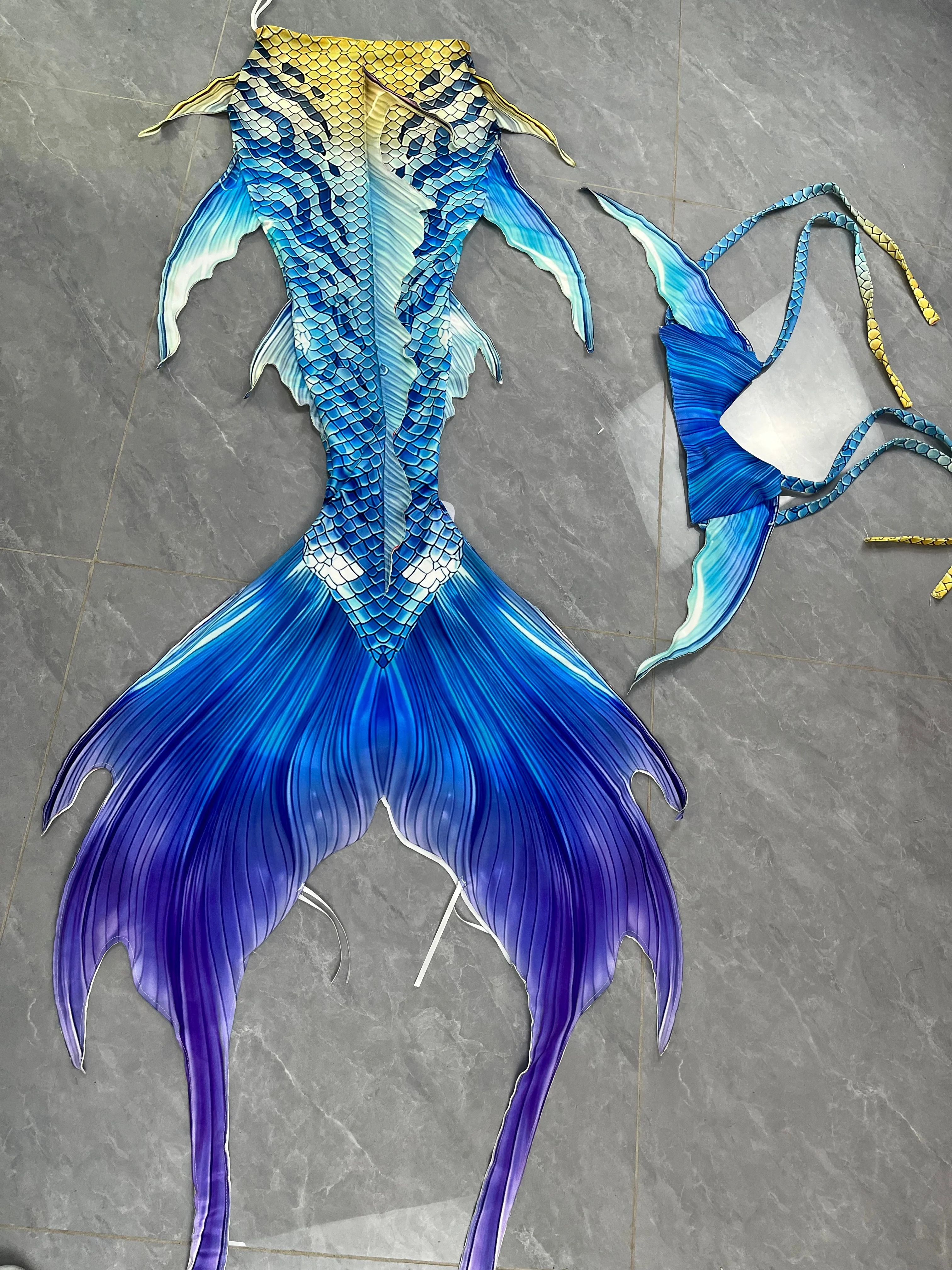 

Professional Diving Mermaid Tail, Aquarium Diving Vacation Swimsuit, Original Design Underwater Performance Costume