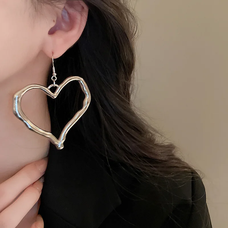 Metal Irregular Heart Jewelry Sets for Women Exaggerated Necklace Earrings Two-piece Set of Light Luxury High-grade Accessories