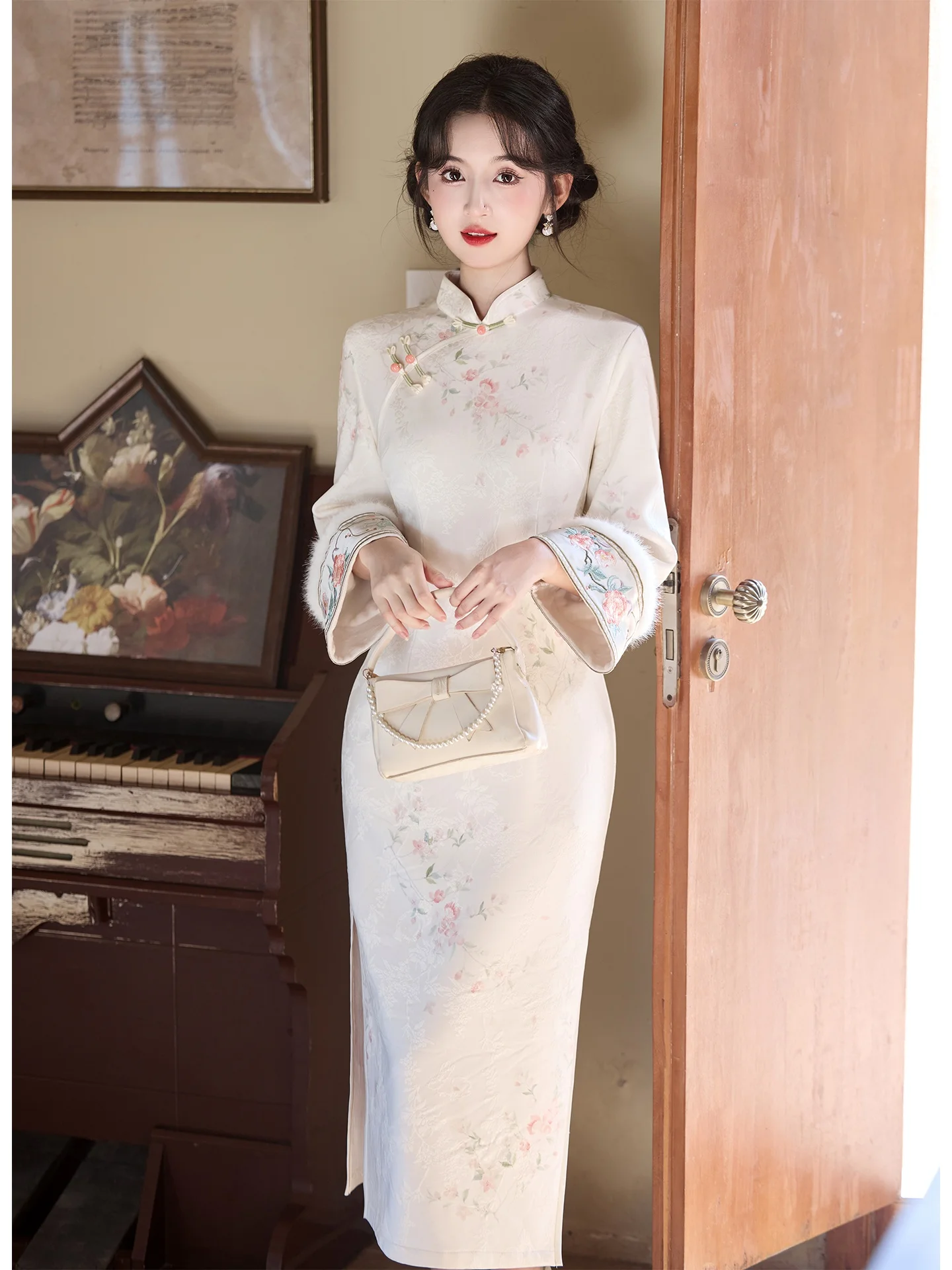 

Белое улучшенное новое китайское свадебное платье для женщин, зимнее, на флисовой подкладке, для помолвки, с длинными рукавами, макси-платье