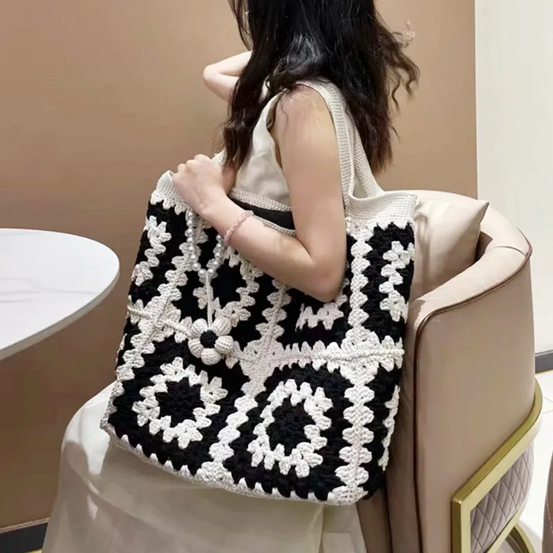 Handwoven Fashion Black and White Grandmother Checker Shoulder Bag Large Capacity Handbag Women\'s Shopping Bag