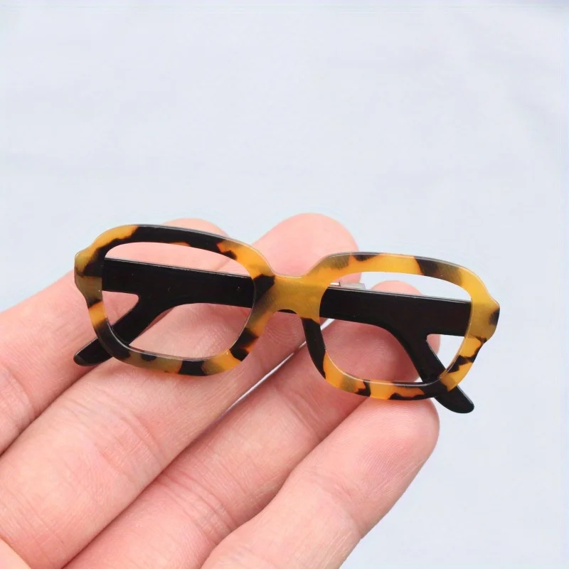 Acrylic Vintage Square Frame Glasses Brooch Fashion Simple and Generous Corsage Pin Accessory Gift