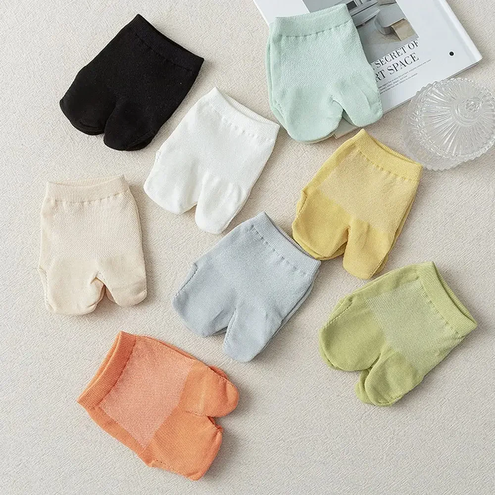 

Simple Lovely Mesh Invisible Cotton Breathable Summer Split Toe Socks Half Palm Socks Two Toe Socks Women Hosiery