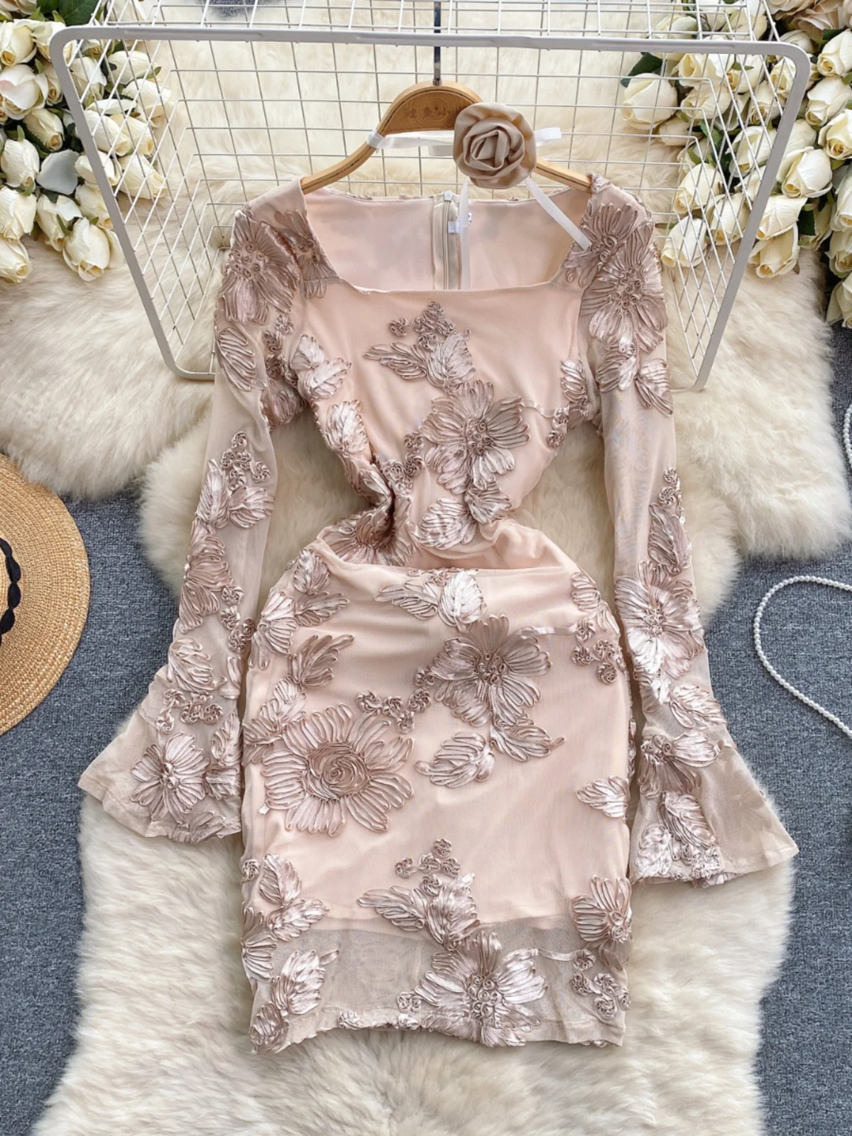 High-Grade Small Dress Socialite High-End Affordable Luxury Niche Plate Flower Embroidered Hip Skirt Bell Sleeve Women