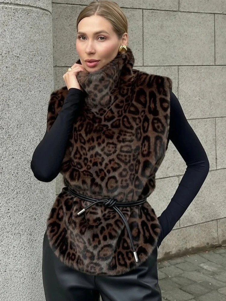 

Tossy Fashion Leopard Printing Turtleneck Vest Top For Women Sleeveless High Waist Contrast Streetwear Cropped Tank Top Vest New