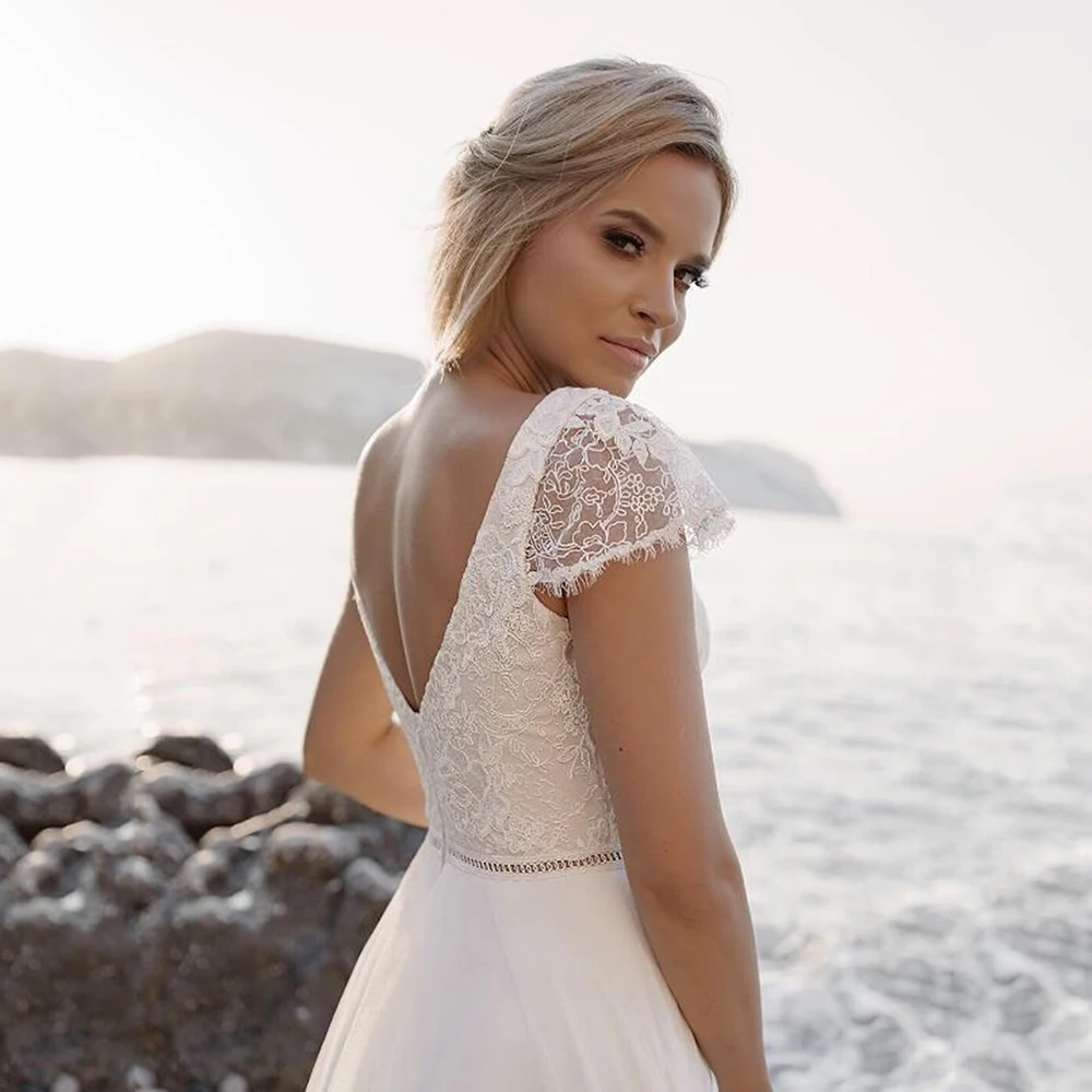 Bohemian V-Neck Wedding Dresses Cap Sleeve Lace Applique Backless Beach Tulle Bridal Gowns A-Line Floor Length Real Photos 2022