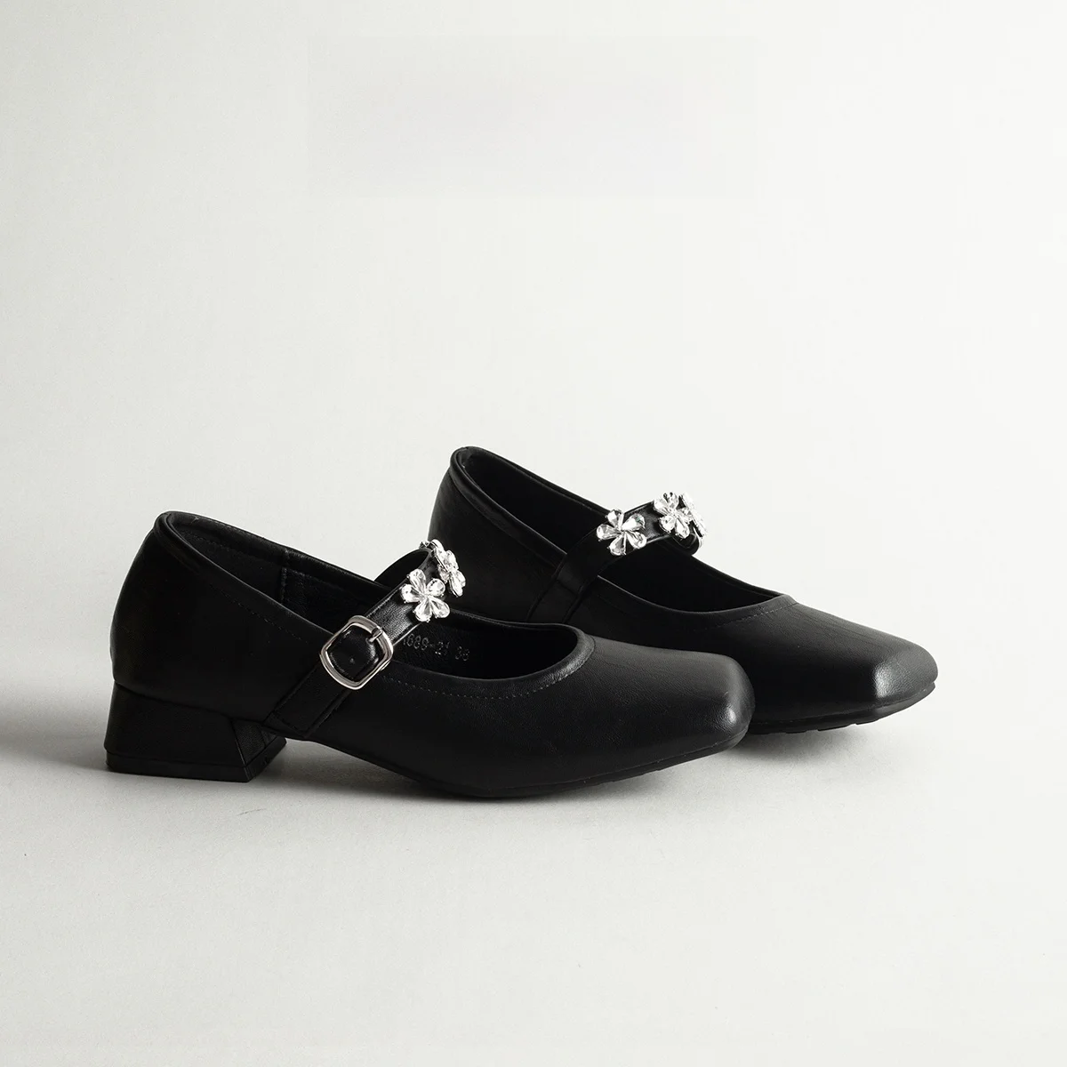 Genuine Leather Mary Jane Flat Heel Shoes Vintage Square Head Women's Fashionable with Skirt Buckle Strap Mouth Single Shoes