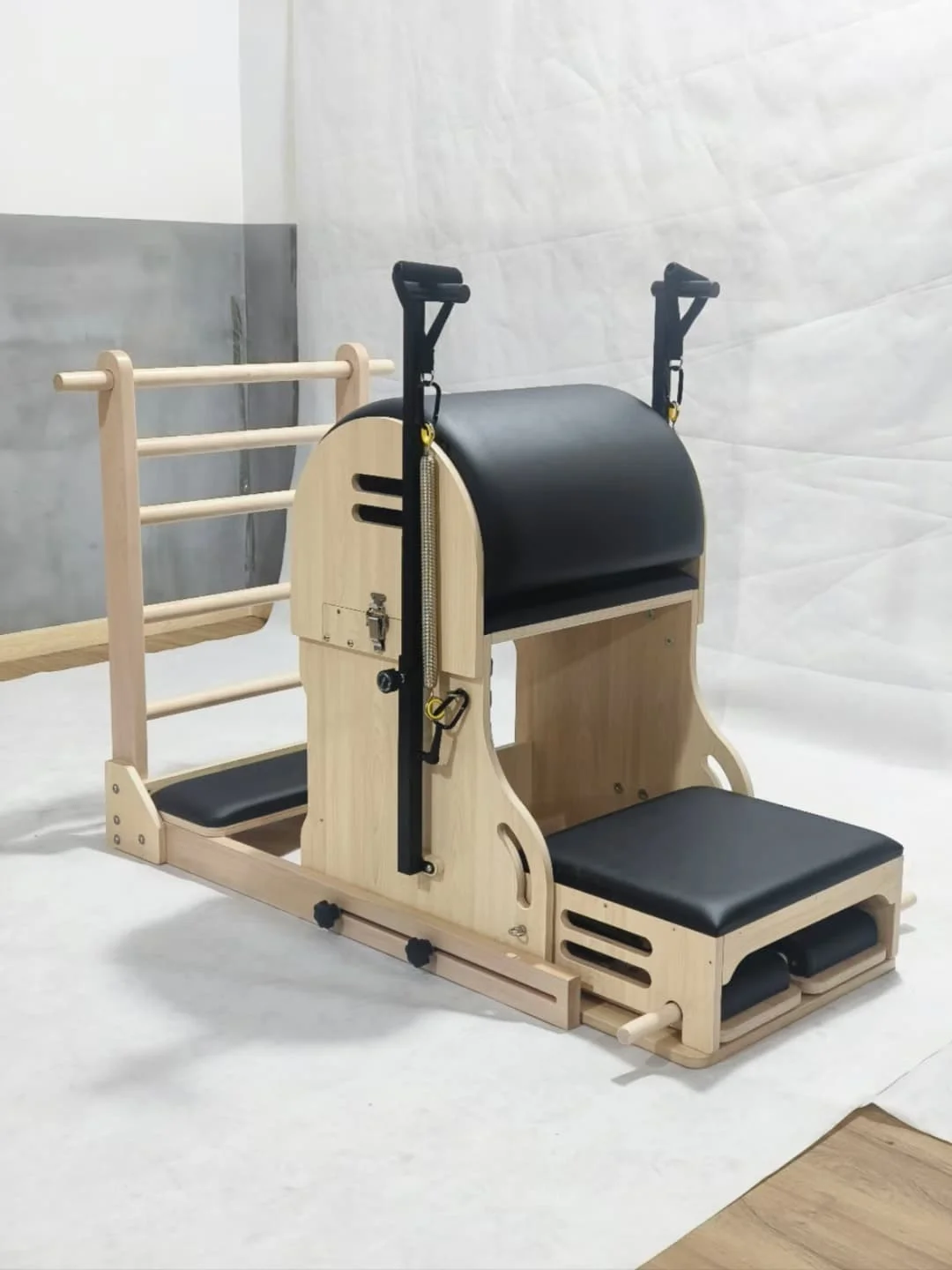 Base Length Adjustable Pilates Wunda Chair Combination Pilates Ladder Barrel