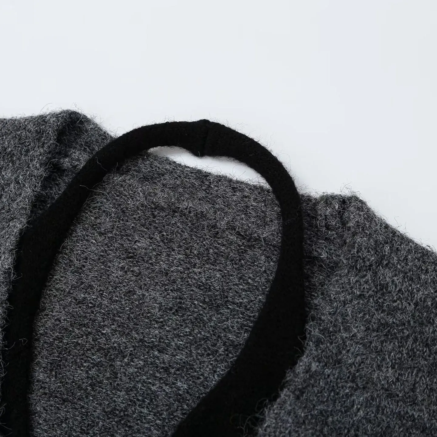 Women's Fashion Knitted Double Layered Multi-Color Hanging Neck Coat Casual Loose Fit Autumn New Arrival Inner Liner Top