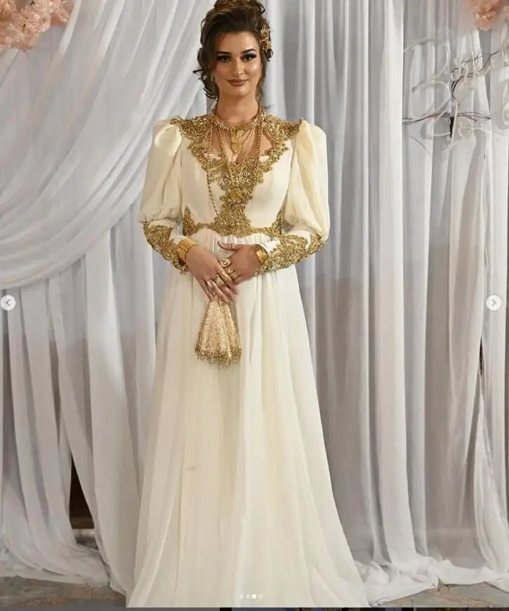 Abiti da ballo di lusso personalizzati 2025 Melhfa algerino Applique in oro Cristallo Arabo Abito da sera formale Abiti algerini Karakou