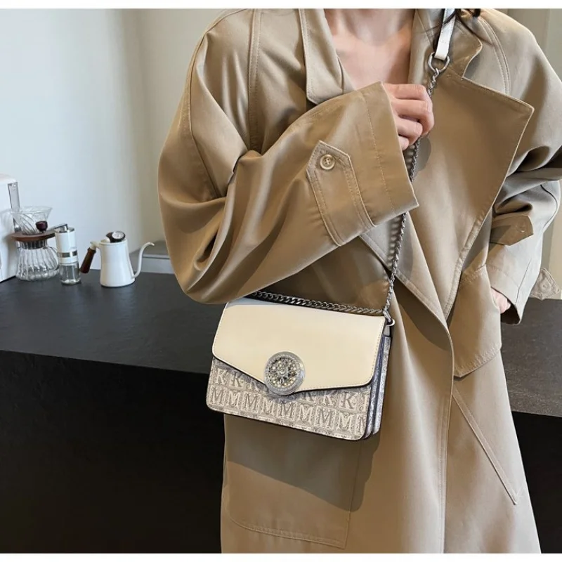 

Fashionable Ladies Crossbody-Bag Made Of Woodland-Printed Leather Featuring Spacious Durable Vintage Modern Daily Style​