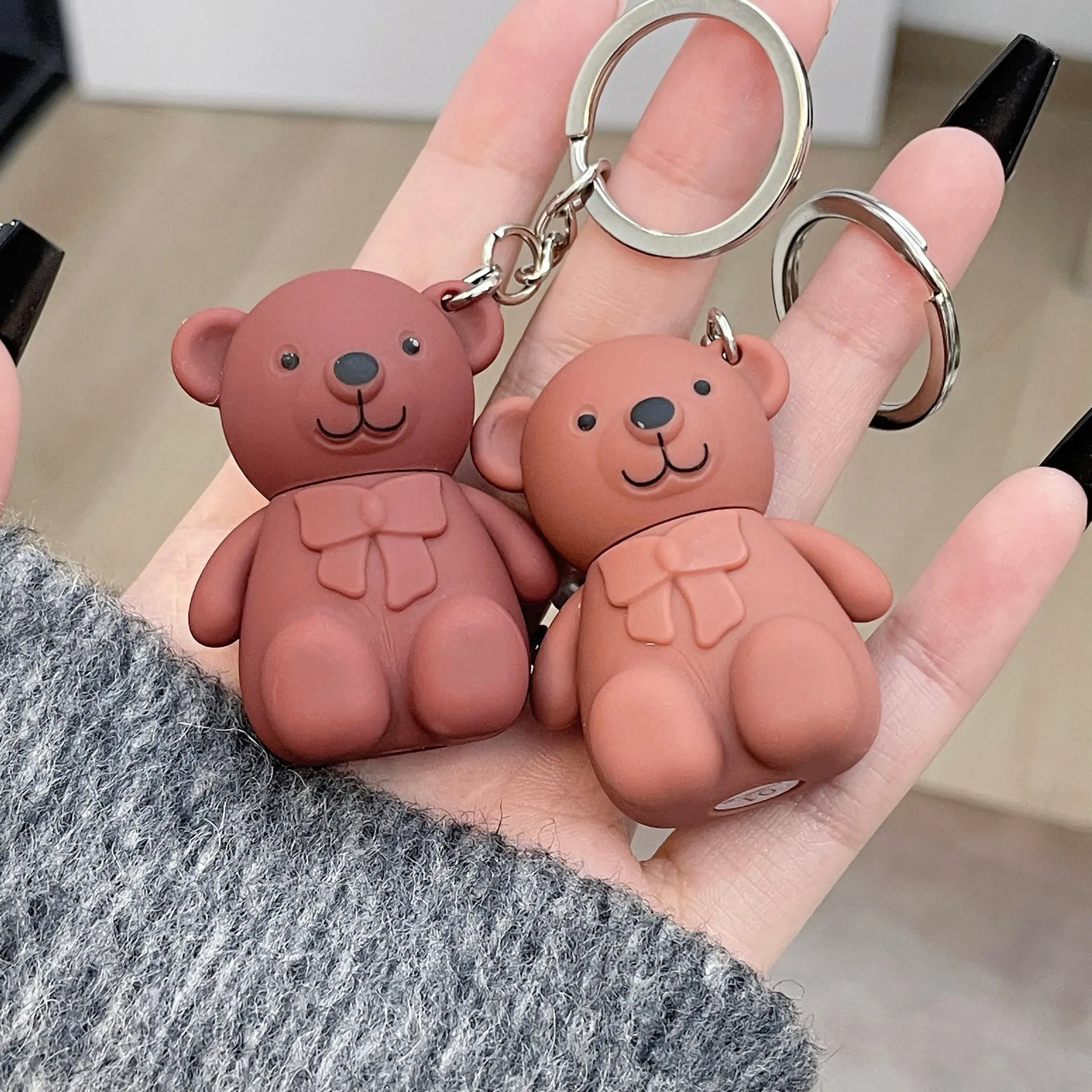 Keychain espelho lábio lama batom, urso bonito, fosco, veludo, cinza, rosa, impermeável, duradouro, antiaderente copo Lipgloss, cosmético coreano