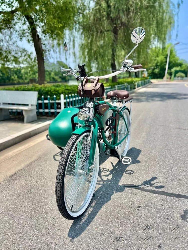 

Three-wheeled bicycle art park showcase: side bucket tow bike, dense spokes, high-end side three-wheeled custom