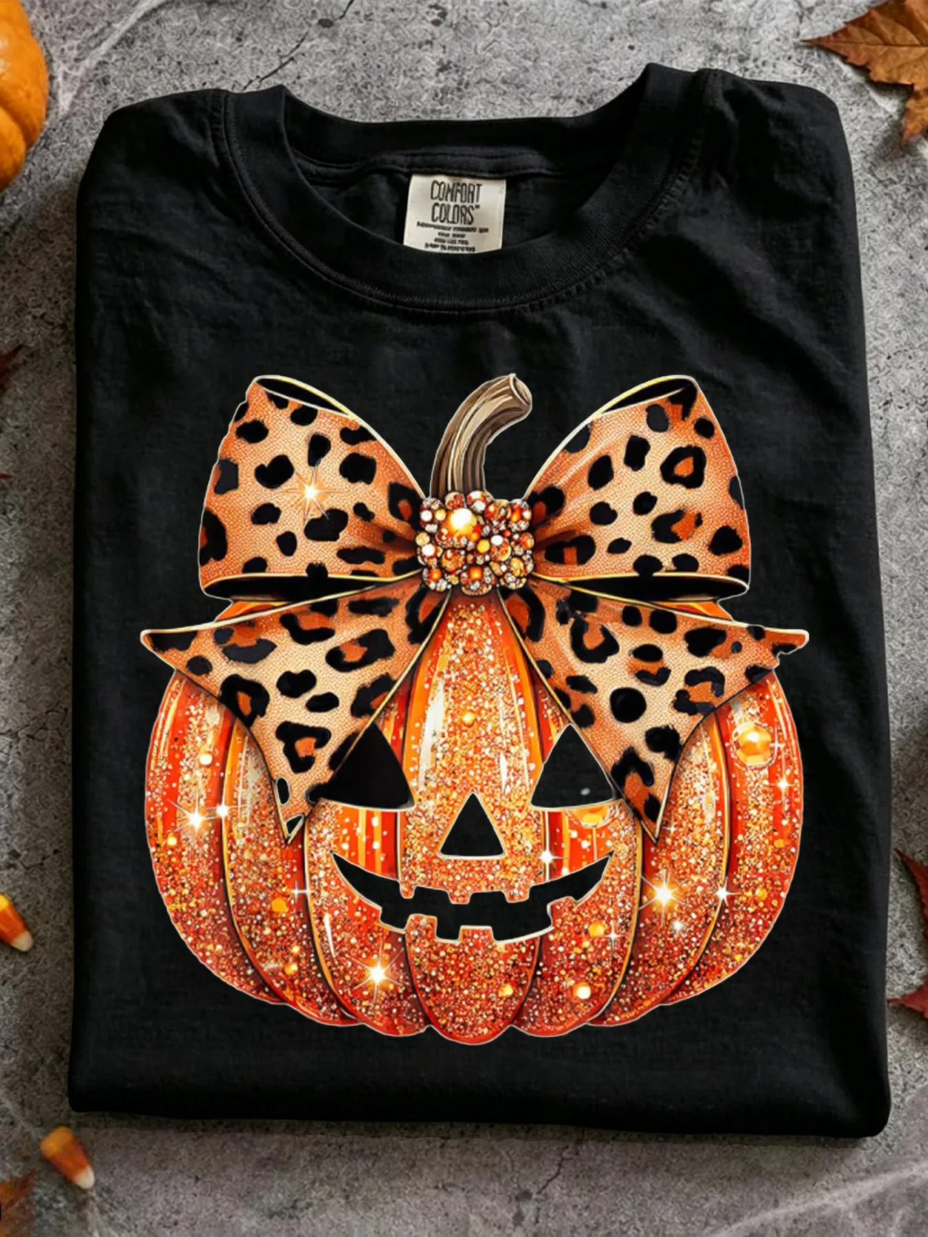 [Multicolored T-Shirt] Glitter for halloween Jack-O'-Lantern Pumpkin T-Shirt with Leopard Print Bow - Trendy Sparkly Short Sleeve Crew Neck Tee Super Soft Breathable Casual Fit Top - Ideal for Halloween Parties