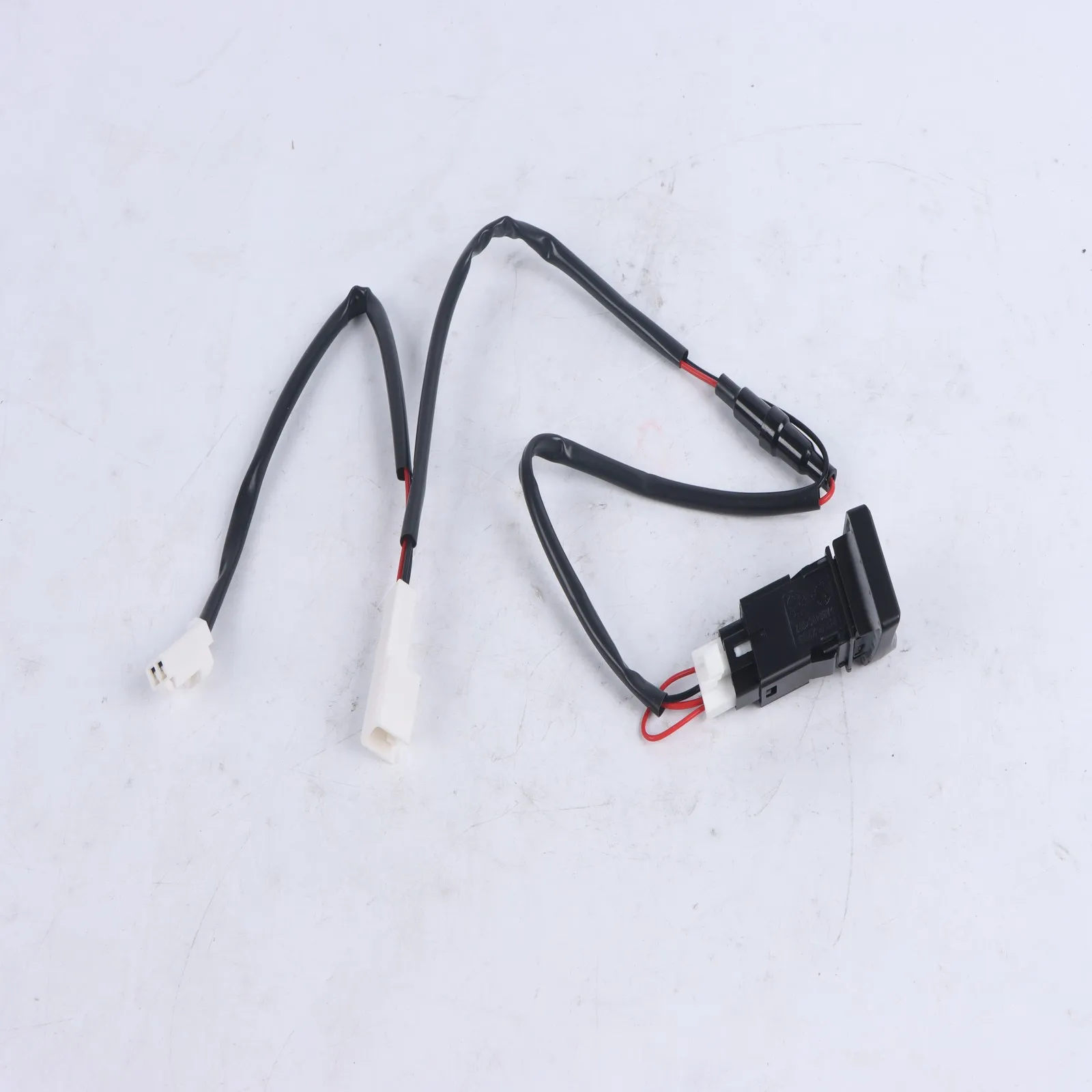

USB QC 30, светодиодный концентратор центральной консоли для Toyota RAV4 2020-2022, прямая замена