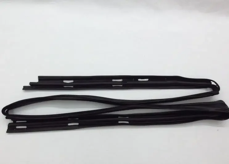 1 Piece Only Fit 5 Door Glass Rubber Seal for Pajero V20 MB669185 Windows Sill Strip for Montero V30 Runchannel for Shogun V40