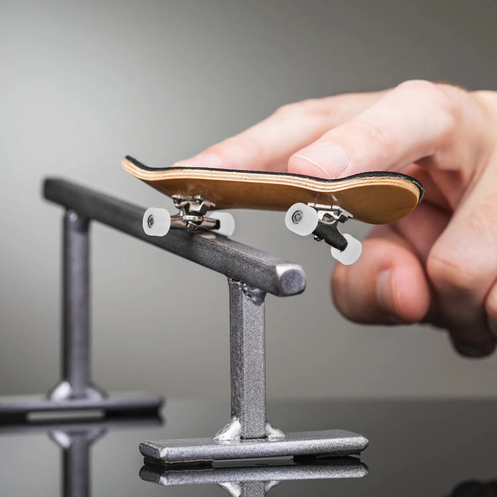 4Pcs Finger Skateboard Wheels Bright Vibrant Colors Easy Replacement Functional Aesthetic Upgrade for Mini Skateboard Collectors