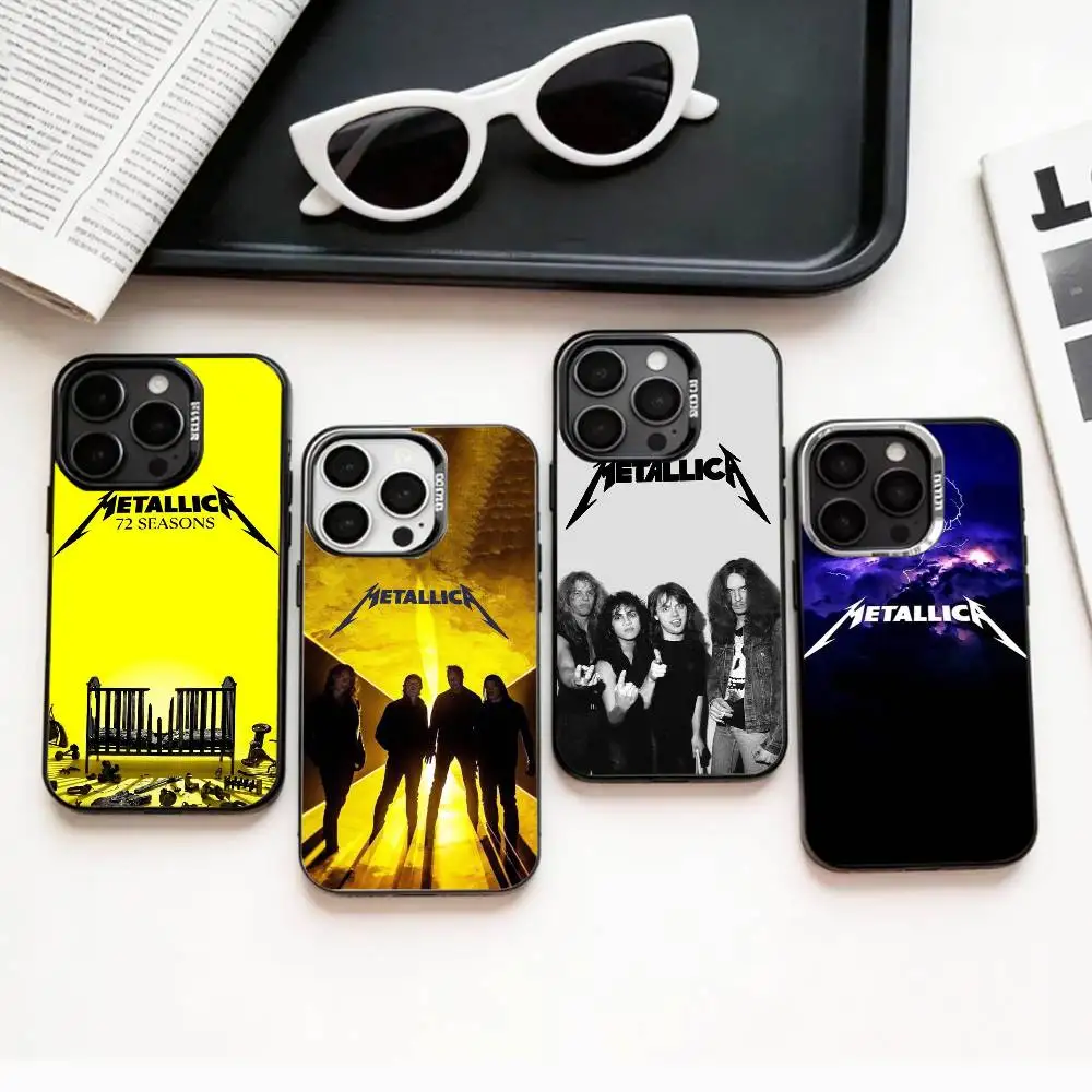 Funda para Teléfono B-Band 72 S-Seasons M-Metallica para iPhone 17, 16, 15, 14, 13, 12, 11 Plus, Pro Max, Plateada en Color