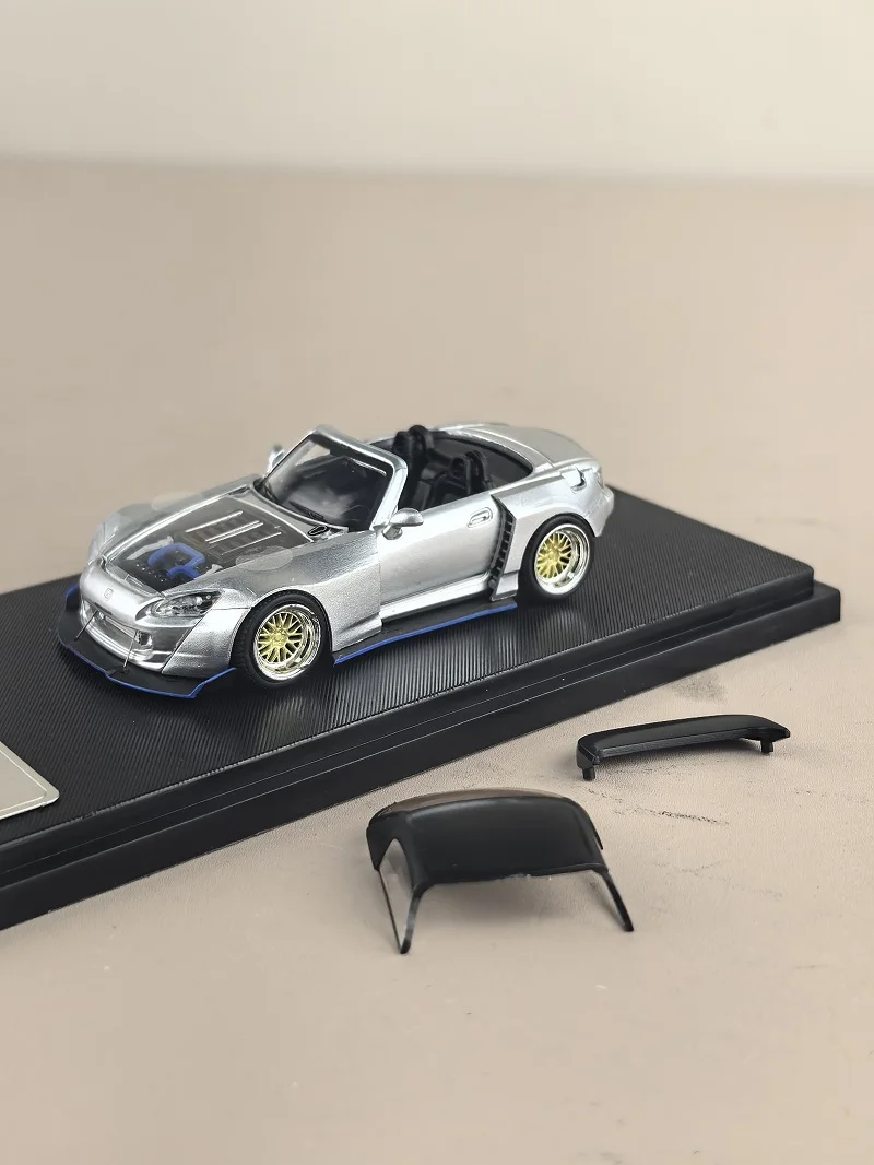 Spot RM Rhino 1:64 Honda Honda S2000 Modifiziertes Wide Body Cabrio, Legierungsautomodell