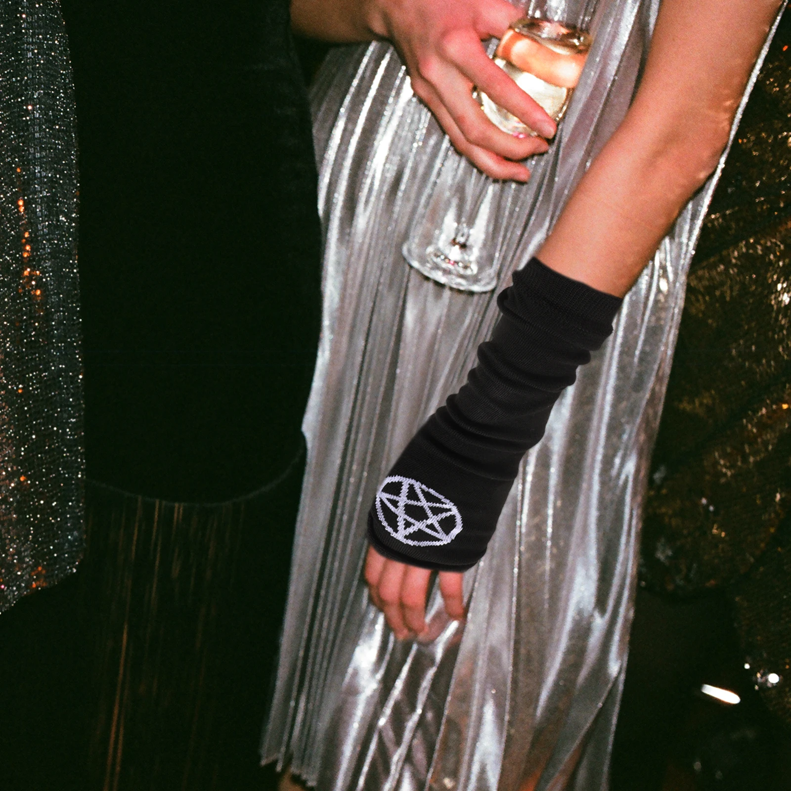 

2pcs Pentagram Half Finger Gloves Cosplay Ninja Arm Sleeves Reusable Comfortable Warm Knitted Autumn Mittens Women