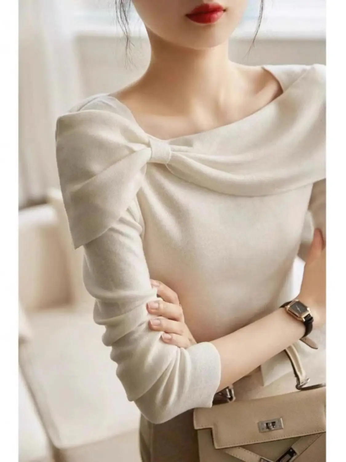 KUSAHIKI Elegant Off Shoulder Bowtie Knitted Bottom Shirt for Women\'s Autumn/Winter Top Fashion Slimming Sweater Pullovers