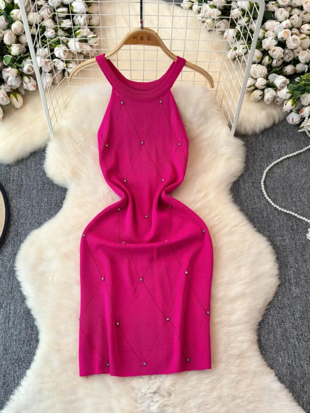 Enchanting Rose Red Hanging Neck Knitted Dress 2024 New Women's Bright Diamond Inlaid Sleeveless Sexy Ladies Short Skirt Trend