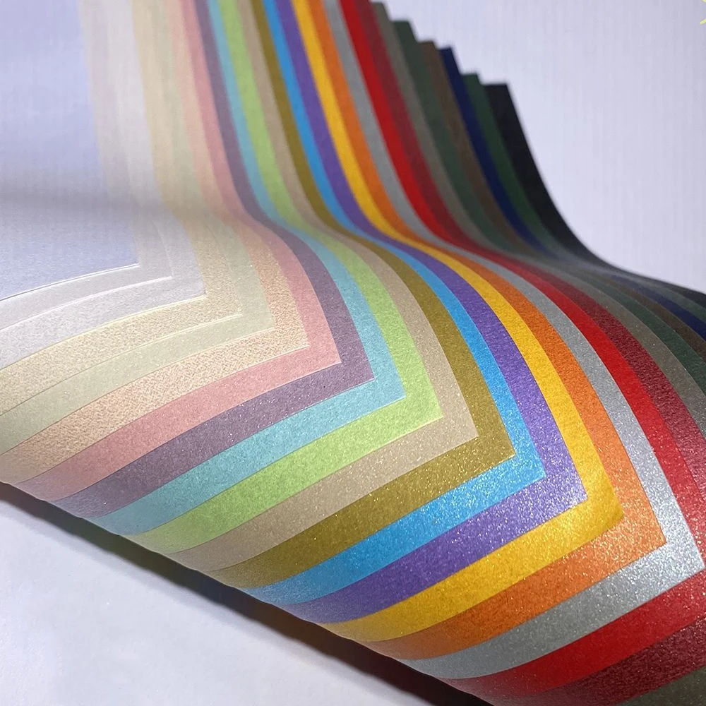 ورق لامع A4 120gsm بيرليسسينت 25 لونًا ورقتان من كل لون للأطفال مصنوع يدويًا ورق قابل للطي يمكنك صنعه بنفسك ديكور قصاصات الحرف اليدوية