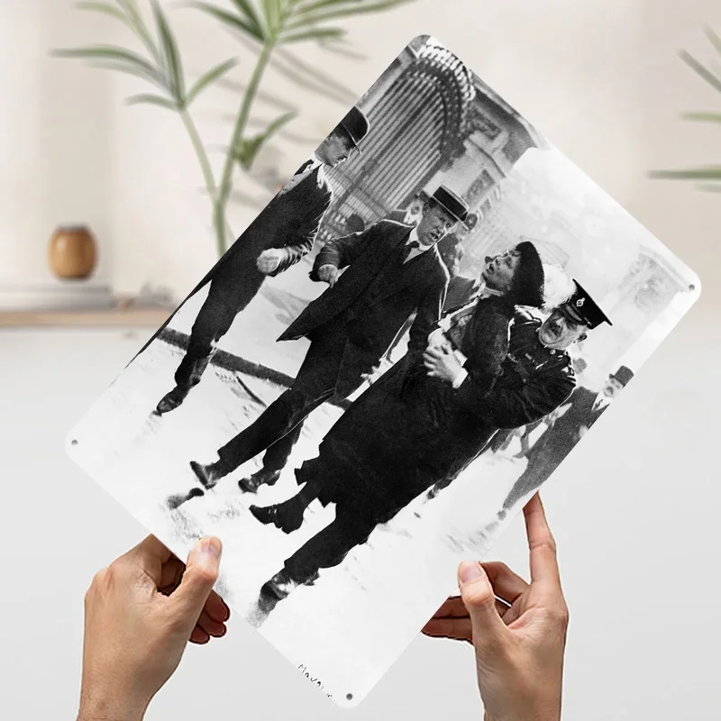 تعزز زعيم القبض على المعادن المشارك تين علامات زينة للمنزل عناصر ديكور علامة معدنية مخصصة للجدار الفن الديكور الرجعية #3